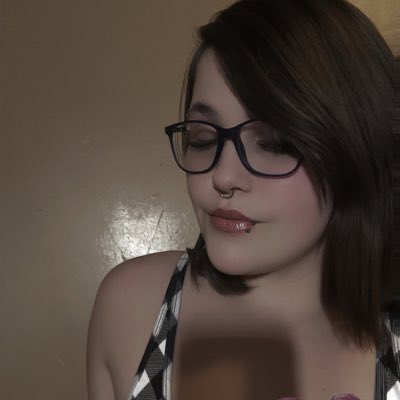 Beccajean245's tweet photo. #NewProfilePic https://t.co/iSHmcjeZxb
