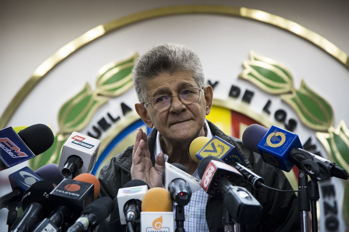polianalitica's tweet photo. ⚪ Henry Ramos Allup expulsó a 19 dirigentes de AD-Zulia por participar en las elecciones del 25May.

📌 Vía: @ADZulia_Oficial https://t.co/Us3cJuMI9v