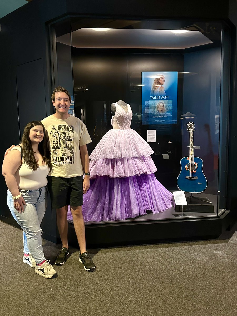 We got to see the speak now dress in person today 🥹💜 #TSTheErasTour