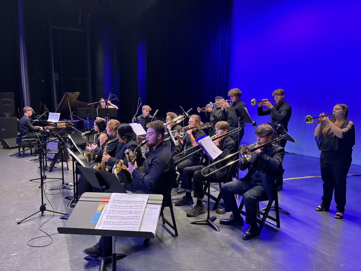 Trojan Pride Bands tweet media