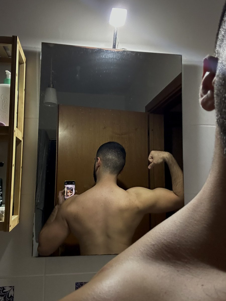 jakemattheo's tweet image. Back is kinda backing 😈