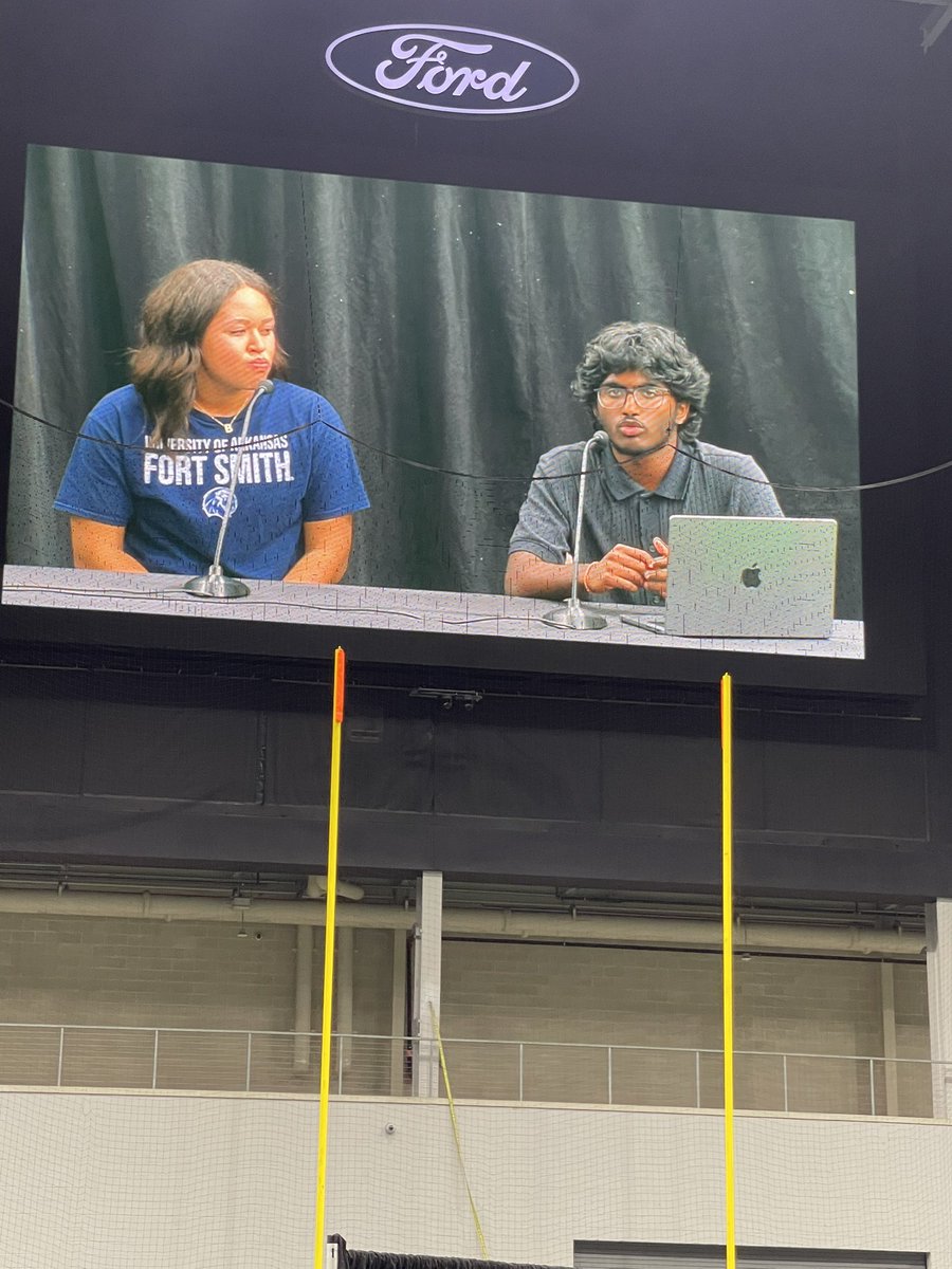MrMaxSmith1's tweet photo. Thank You goes out to @Friscoisdsports @reedyvolleyball @UAFS_Volleyball for a spectacular evening of recognition @breksmith18 #OPMD #L10NS #RHSroar https://t.co/h4vj5LdsLT