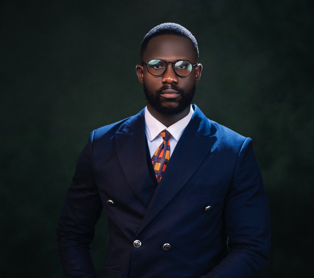 Dat_Shady_guy's tweet photo. Dr. Wilson Shadrach Ikechukwu; MBBS (Hons) NAU, with distinctions in Biochemistry, Physiology, Pharmacology, Internal Medicine, &amp; Surgery. 🩺 2nd best graduating student, Best in Internal Medicine, Surgery, &amp; 5th MBBS Exam. Grateful for this milestone! 🌟 #NewDoc #MedTwitter https://t.co/bctyYIfkLt