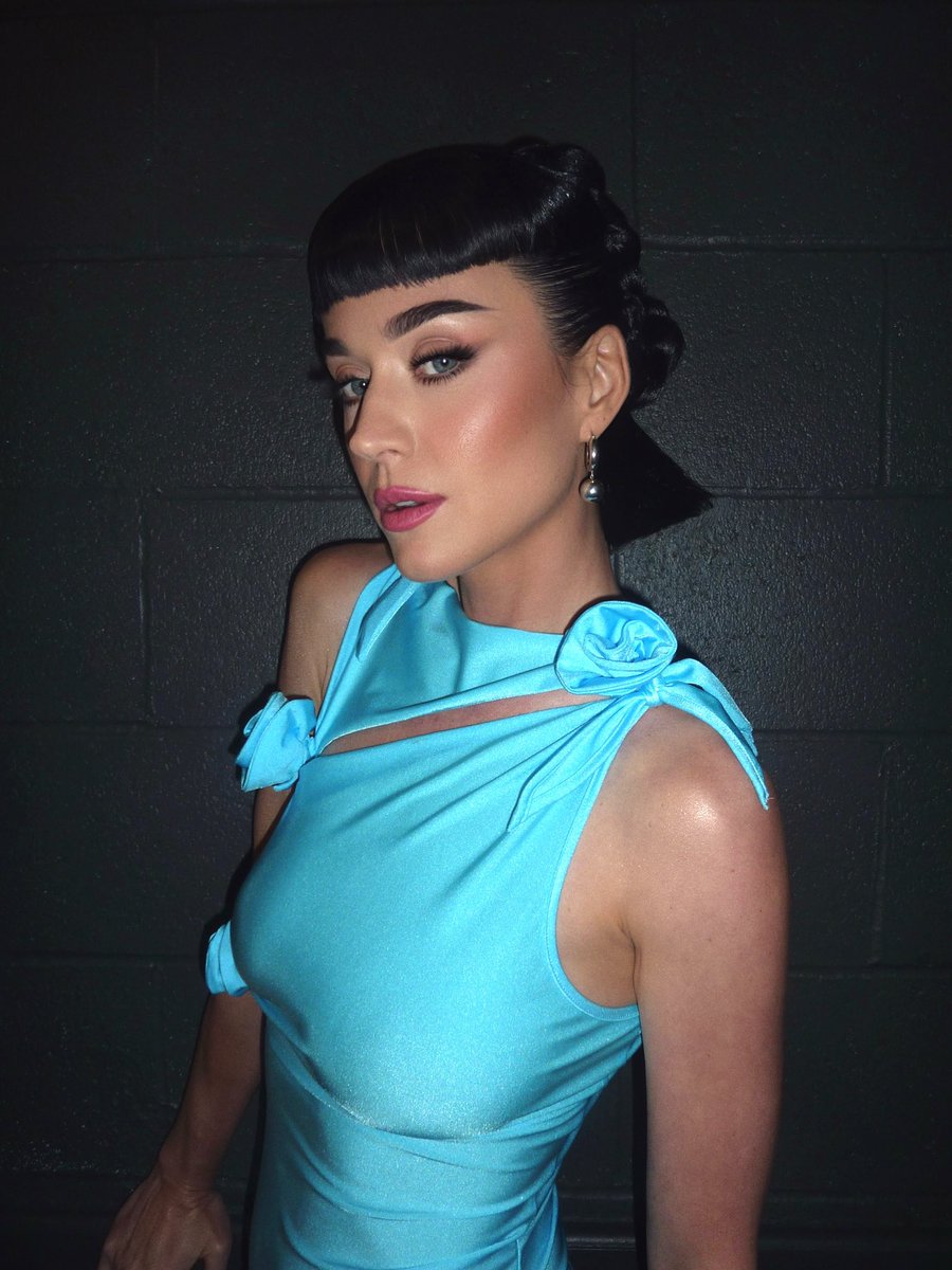 katyperry's tweet image. Next stop: THE LIFETIMES TOUR! See you in a week 🦋♾️