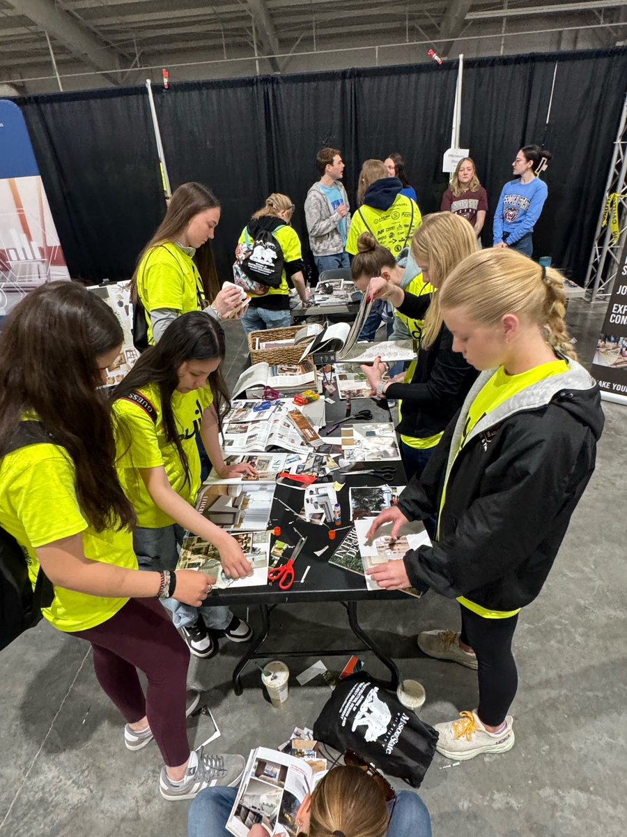 Another successful year at Build My Future! Thanks to all our awesome volunteers for making the day fun for the students!

#BearBuilt #MSUCDPM #BuildMyFuture