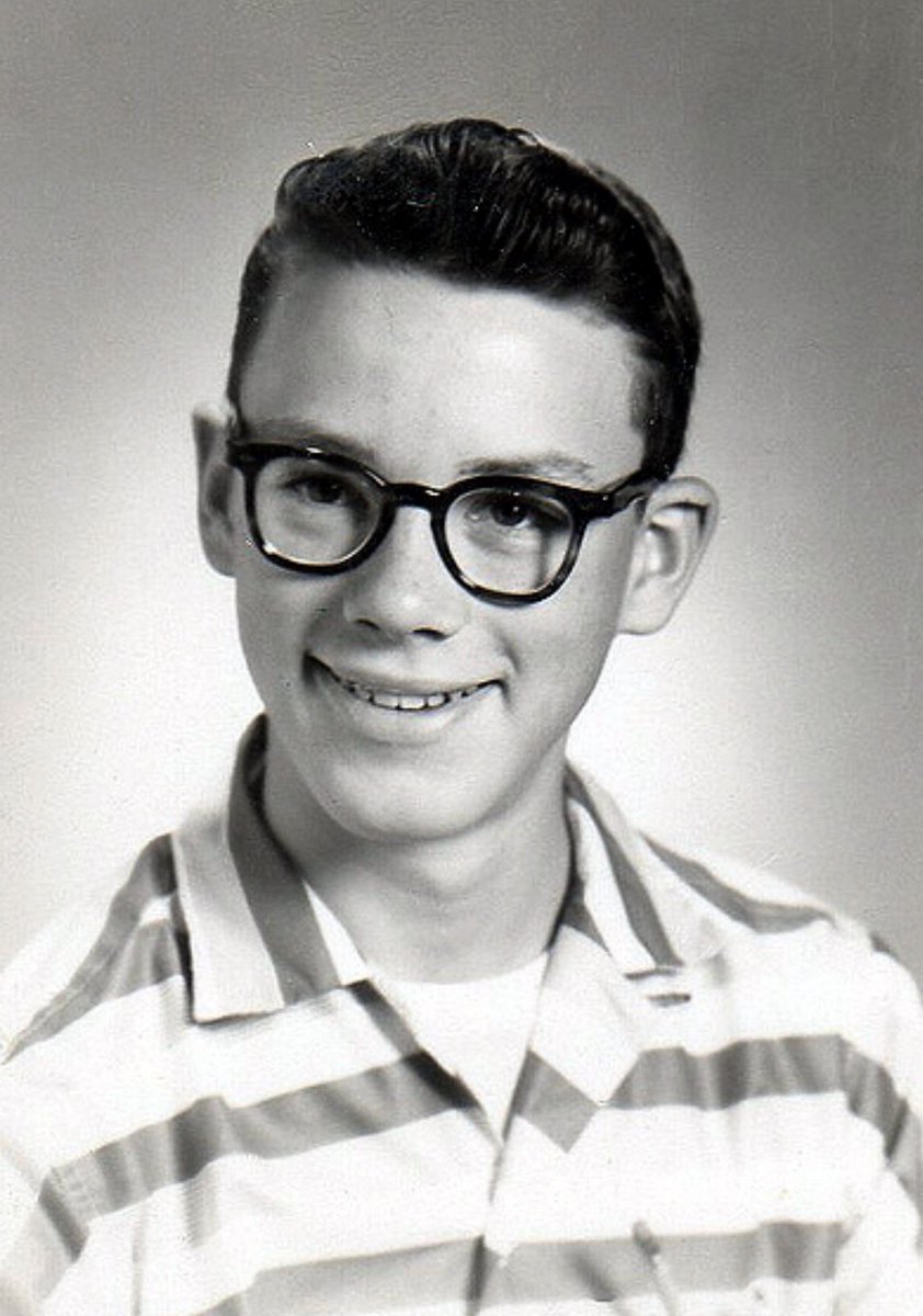 U.S. Army First Lieutenant Esmond Emerson Snell Jr. was killed in action on April 16, 1968 in Hau Nghia Province, South Vietnam. Esmond was 24 years old and from Berkeley, California. Advisory Team 43, HQ, MACV Advisors, MACV. Remember Esmond today. He is an American Hero.🇺🇸