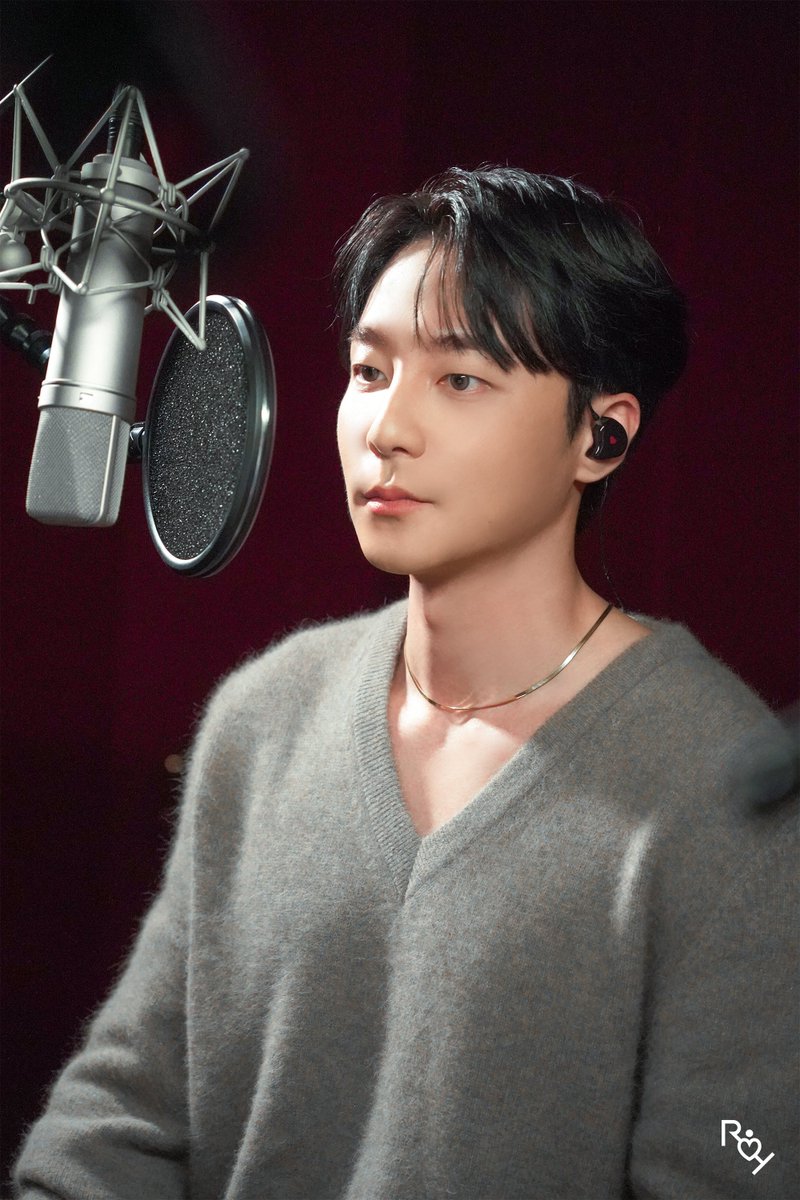 official_roykim's tweet photo. [📸PHOTO] 로이킴 (Roy Kim) Digital Single '있는 모습 그대로' 라이브 촬영 현장 Behind Photo

▶ https://t.co/zCsydqAOXd

#로이킴 #RoyKim #있는모습그대로 #AsIs https://t.co/DWMZIgslxC
