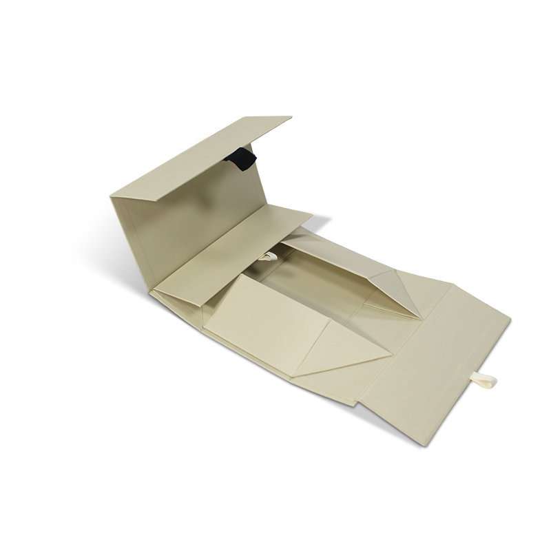 cfpackaging's tweet image. Magnetic clamshell with handle design, more convenient to open. Inner box reinforced on both sides, more stronger to protect the product. It uses a flat-pack design to saves shipping space and easy to assemble.
✅Size： 40X30X10.2 cm
#foldingbox #magneticbox #foldablebox #giftbox