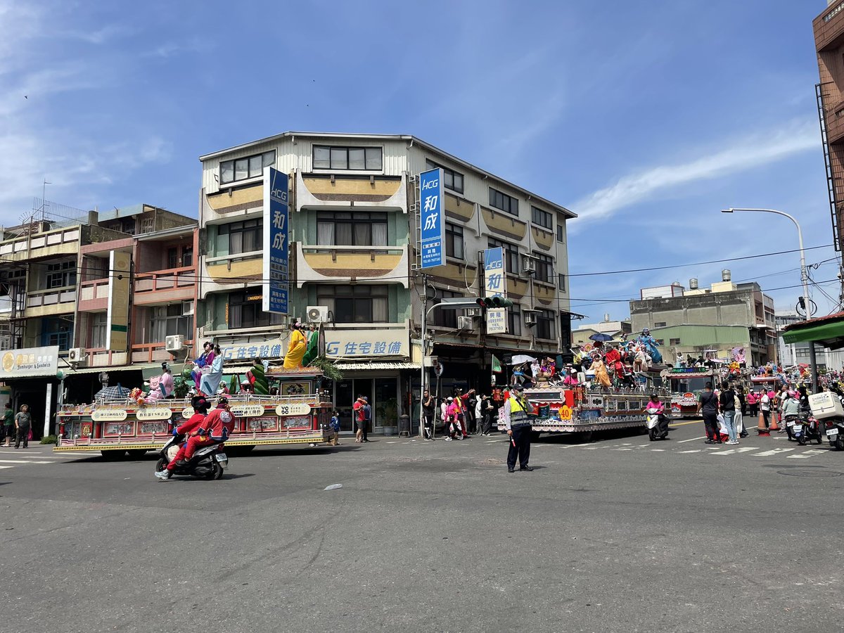 剛好遇到😆 北港熱鬧

#藝閣