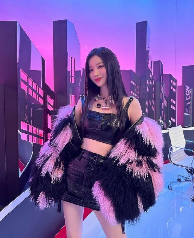 Blink19960411's tweet photo. Happy 24th birthday to #ITZY‘s #RYUJIN, 19th birthday to #BABYMONSTER‘s #ASA, 30th birthday to #Mamamoo‘s #WHEE_IN and 22nd birthday to #fromis_9 #JIHEON!! #있지
#류진 #신류진 #베이비몬스터 #아사 #마마무
#휘인 #정휘인 #프로미스 #프로미스나인
#지헌 #백지헌 https://t.co/t2qyW9JJvM