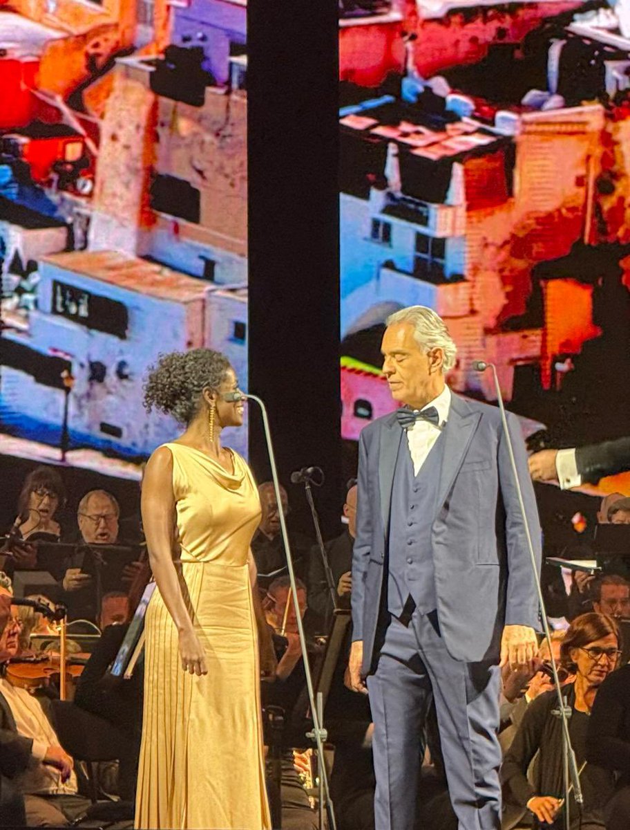 Premier Alan Winde tweet media