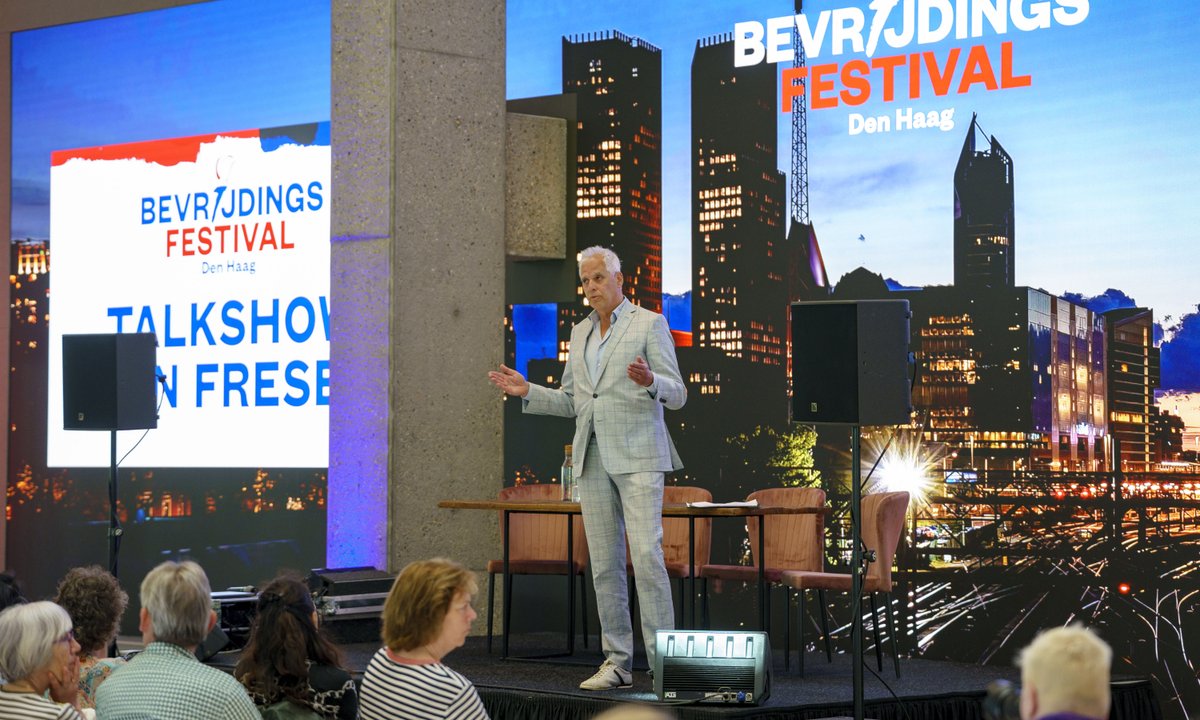 Op #5mei vieren en koesteren we #vrijheid tijdens het Bevrijdingsfestival Den Haag, ook op ons provinciehuis. Kom luisteren naar de talkshow met Ron Fresen, waarin hij in gesprek gaat met 2 gasten over democratie en de rechtsstaat. Meer info: bit.ly/43Mm5cX @bevrijdingdh