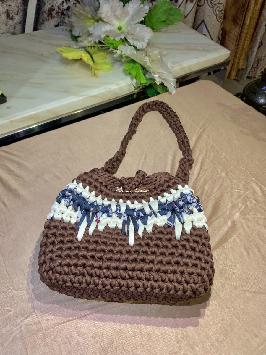 This design but in coffee brown 🤎
  🧶🧶commissioned piece
11k