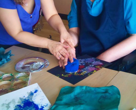 With artistic and creative pursuits we can have freedom of expression and discovery - unbound by rules and expectations.
Explore 6 ways to support people with profound intellectual disabilities:
👉 buff.ly/VQwrsZ3

#InclusiveArts #ProfoundDisabilities #WellbeingThroughArt