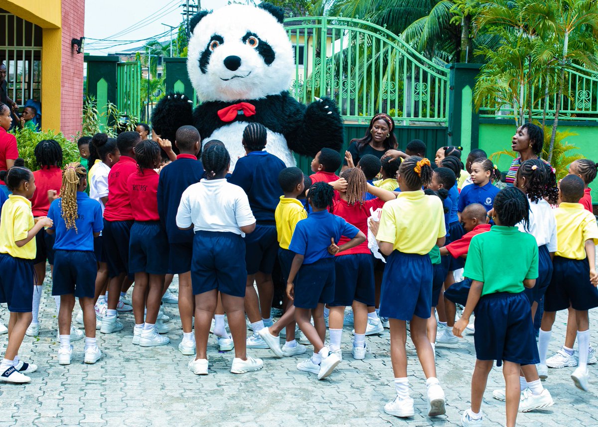 BrookstoneSchNG's tweet photo. Games, egg painting, music, and nonstop excitement. Our pupils showed up and showed out! From colourful Easter eggs to karaoke that had everyone on their feet, this was the perfect way to kick off the holidays.

#EasterFunfair #Creativekids #HappyHolidays #Brookstoneschool https://t.co/r3qae8WlWx