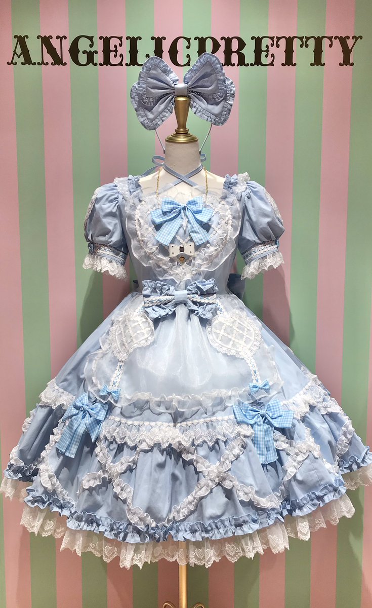 💙🤍Cupid Cafe ワンピース🤍💙 …¥63,800(税込) 胸元の大きなハート