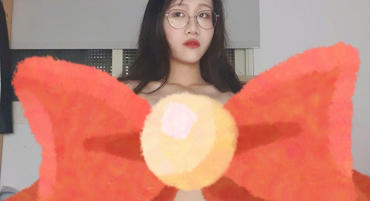 cogaithudam's tweet photo. Người ta nói cận hay dâm https://t.co/xFsWr6VPzq