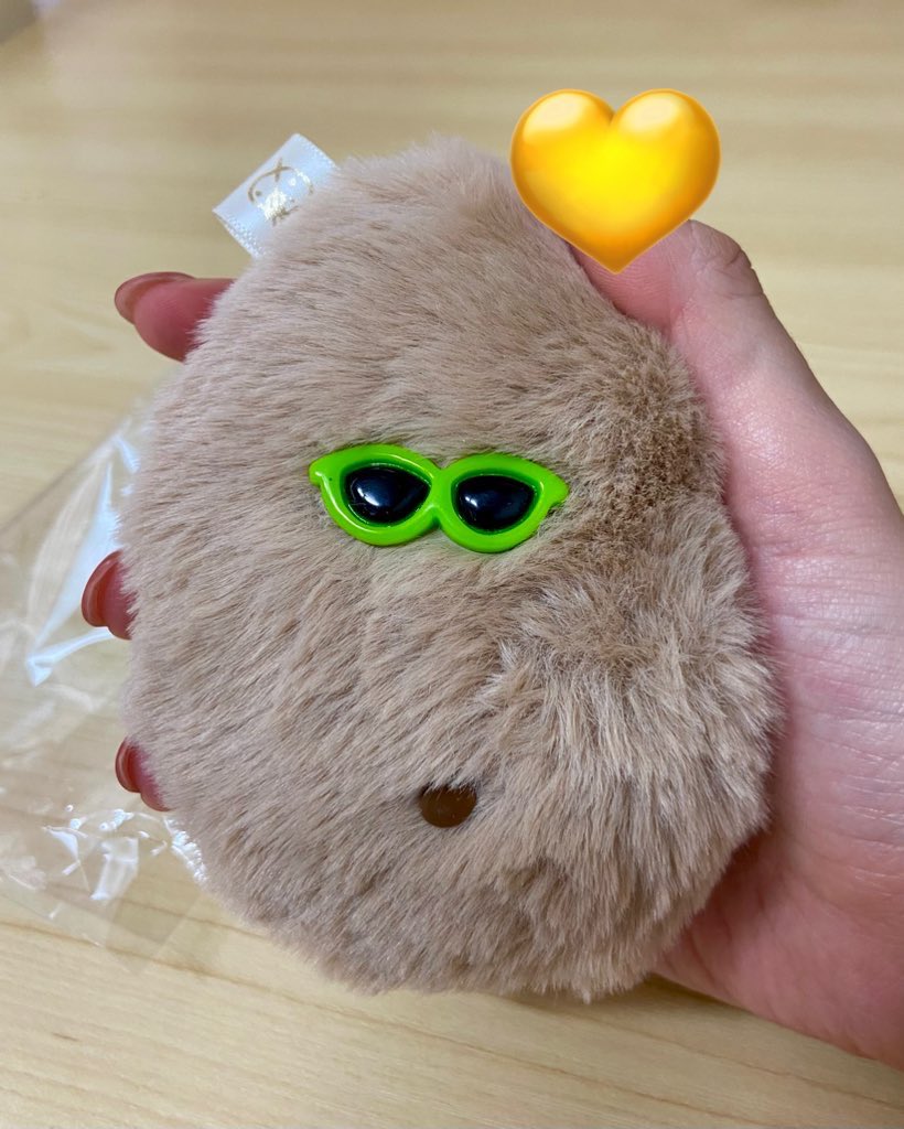 bl00m_77's tweet photo. 너무 귀엽고 사랑스러워요...🥔
감자신의 가호가 깃들길 포~💛 https://t.co/xDrxW3ieaY