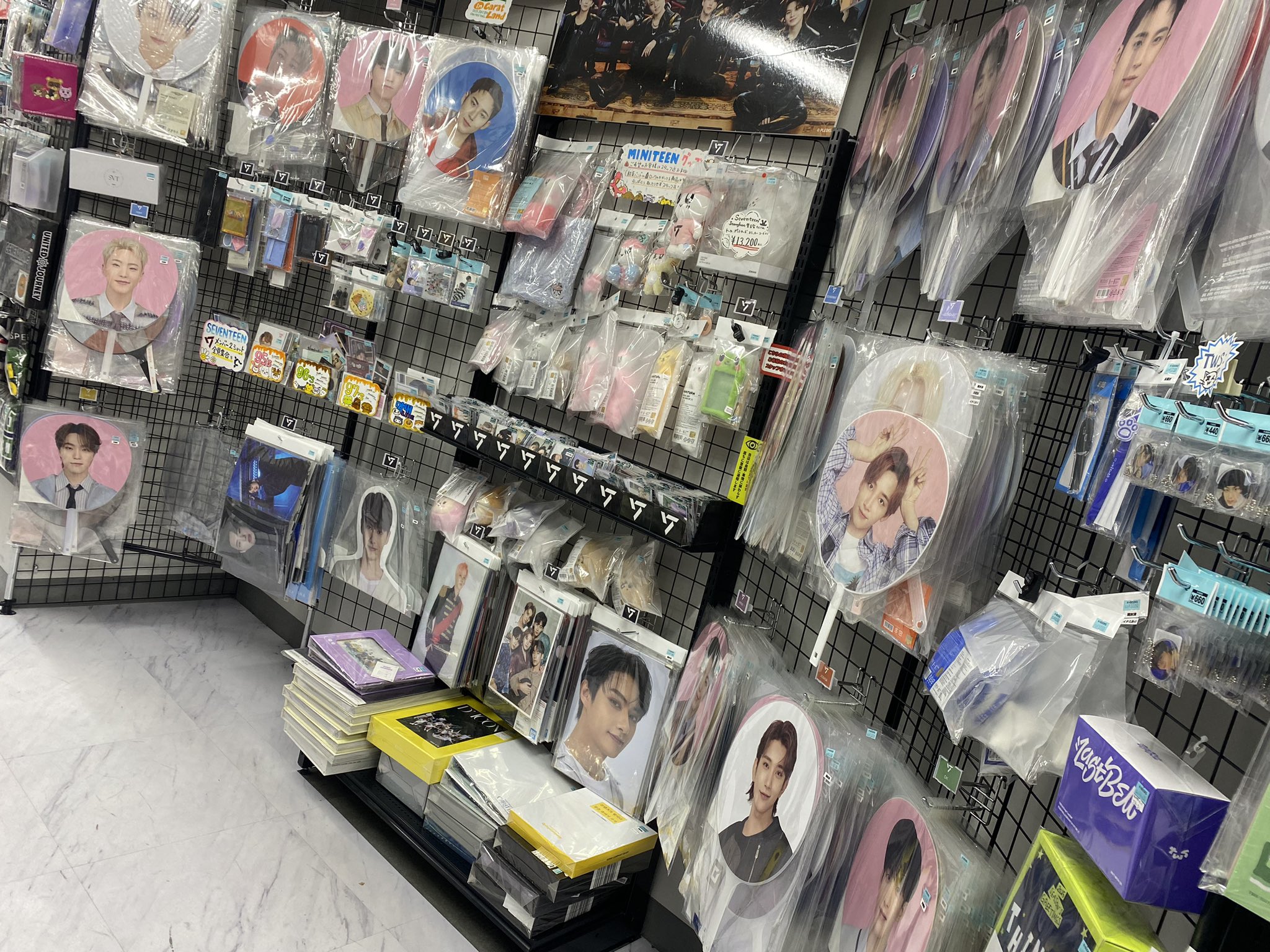 K-POP・J-POP館 on X: 