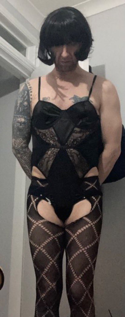 GoddessGo15507's tweet photo. Here comes Beta Boi Degradation hub. where your submission is not just a dream but a reality. I will peel away your layers, expose your true self. Thus, you won't forget your rightful position beneath me. Are you ready to embrace your humiliation and recognize your place? https://t.co/VXptI9Xp9Q