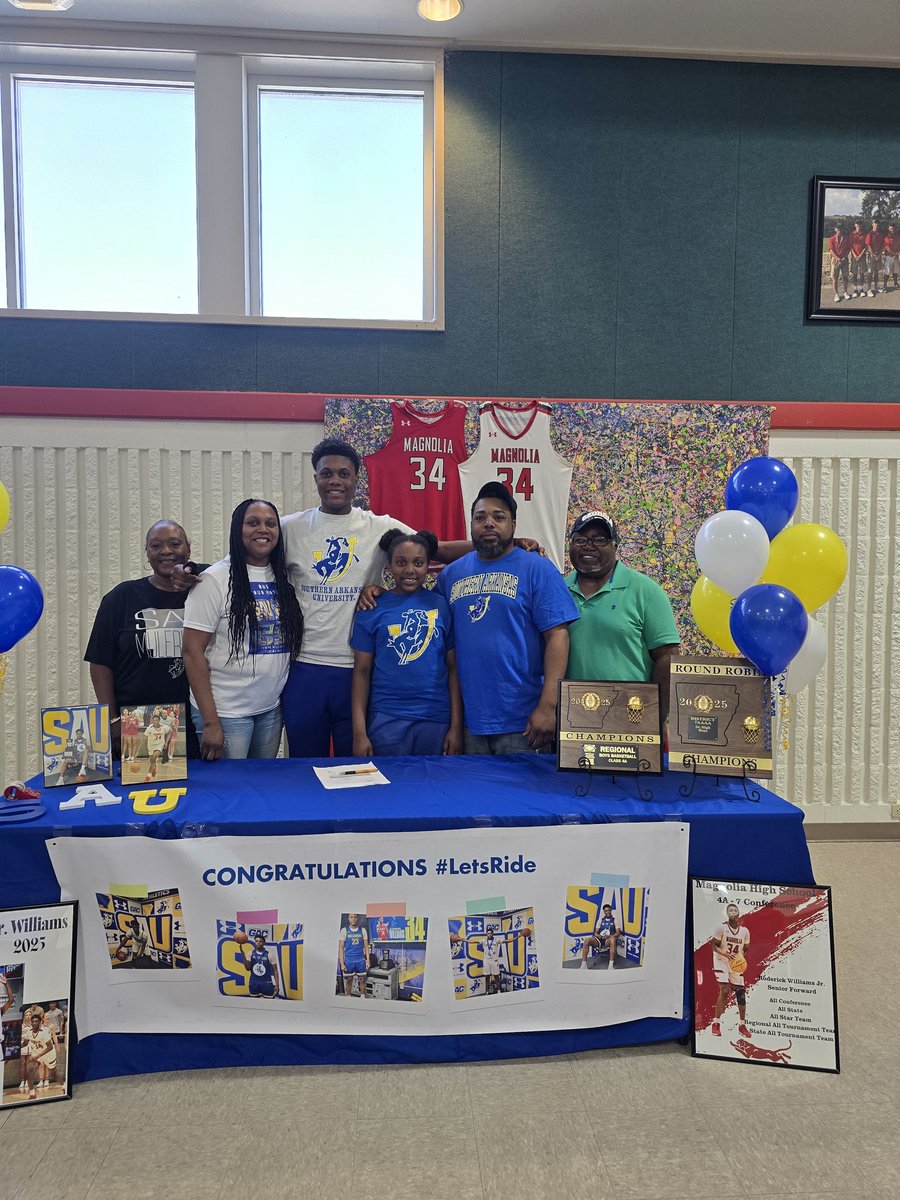 Crystal Carter (@bluephier03) on Twitter photo Officially Signed! #SouthernArkansasUniversity #LetsRide #ProudMother <a href="/jr_williams_12/">RoderickWilliamsJr12</a> <a href="/MuleriderHoops/">SAU Basketball</a> <a href="/MuleriderSports/">Mulerider Athletics</a> ๐๐๐๐ช๐พ Officially Signed! #SouthernArkansasUniversity #LetsRide #ProudMother <a href="/jr_williams_12/">RoderickWilliamsJr12</a> <a href="/MuleriderHoops/">SAU Basketball</a> <a href="/MuleriderSports/">Mulerider Athletics</a> ๐๐๐๐ช๐พ
