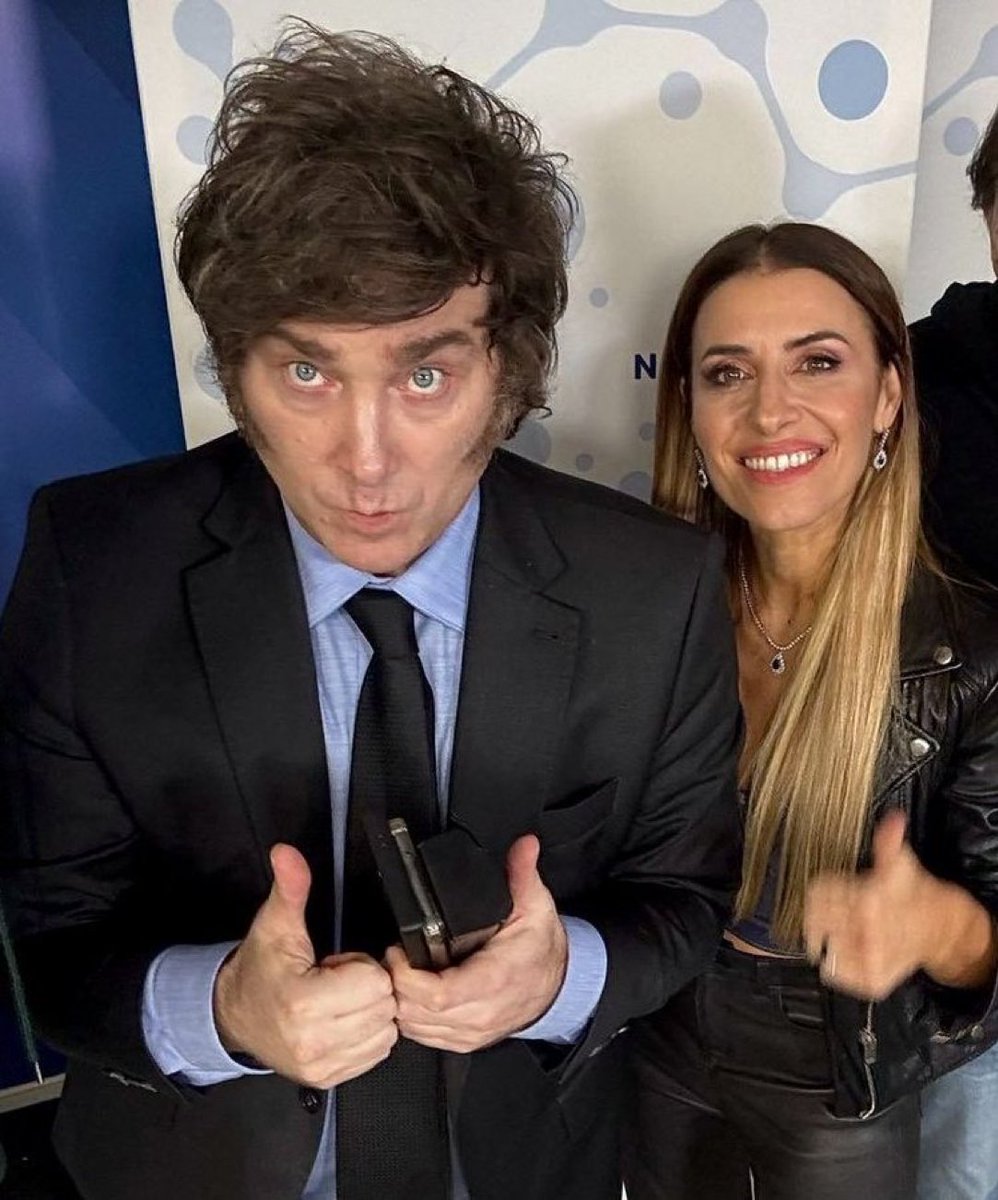 PAMPA 💙💛💙 tweet media