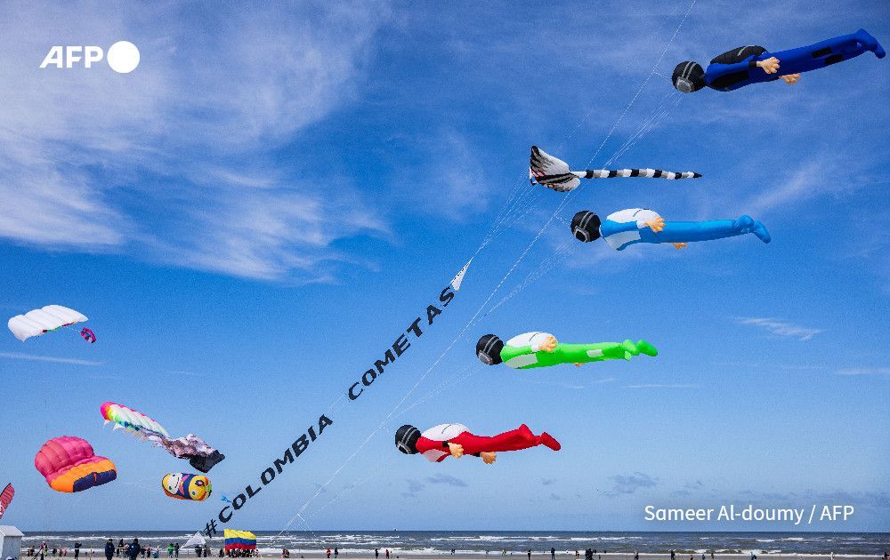 AFP News Agency (@afp) on Twitter photo Flying high.
<a href="/AFP/">AFP News Agency</a>’s Sameer Al-Doumy photographs the 38th International Kite Festival on the beach at Berck-sur-Mer, France Flying high.
<a href="/AFP/">AFP News Agency</a>’s Sameer Al-Doumy photographs the 38th International Kite Festival on the beach at Berck-sur-Mer, France