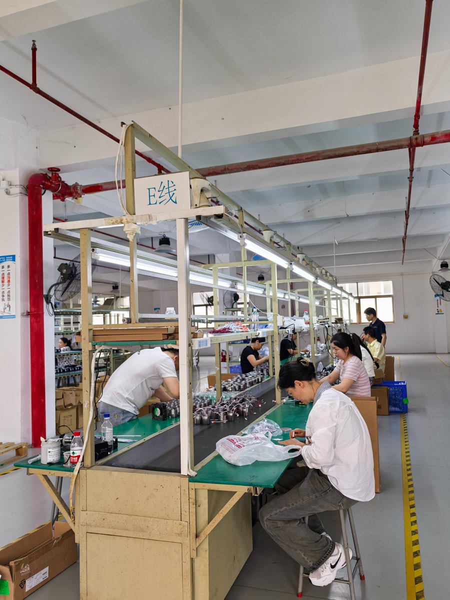 LipalLighting's tweet photo. ✨From Euroluce in Milan, to the Hong Kong Lighting Fair, to our busy production lines — our teams are everywhere, doing what we do best. Wherever we are, we’re all working toward one goal: delivering the best for our clients. 💪🌍
#TeamWork #LightingDesign #Euroluce2025 https://t.co/MuwLrZFMW7