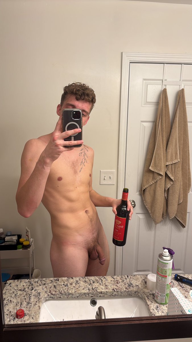 Gorilla grip #gay #gaymen #gaycum #gayporn #gayguys #bukkake