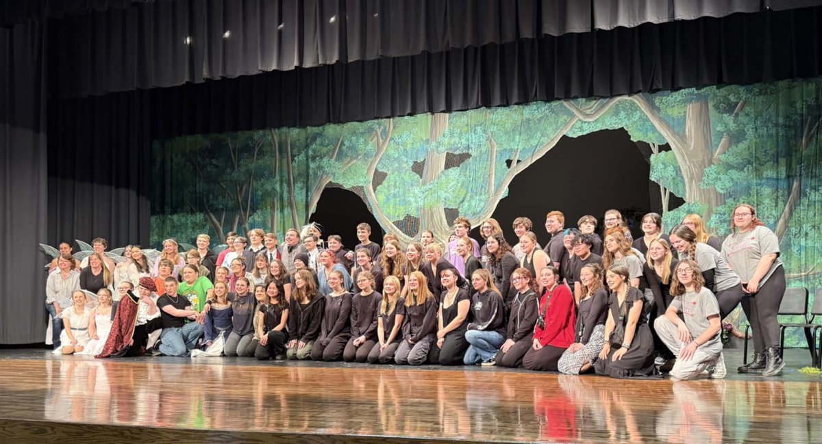 Theater ended on Sunday and I've never been so distraught MY DRAMA BABIES 💔
