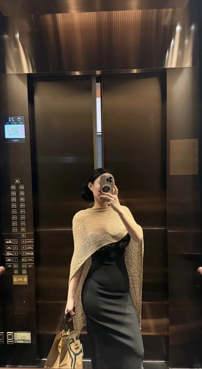 Ravenous Daydreamer (@auche64) on Twitter photo 