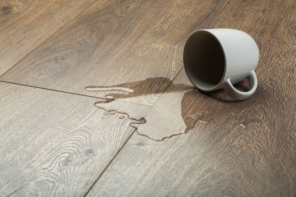 TracerDz's tweet photo. If your home has laminate flooring, you’ll want to find the best laminate floor cleaner to ensure it stays in top shape for many years to come. 

We’ve researched the best laminate floor cleaning products
 https://t.co/dqGvn6i8xd https://t.co/ysuKzD4a3o