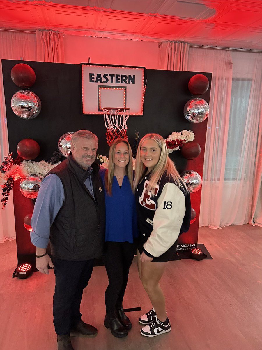 ECCRSDGirlsBB's tweet photo. https://t.co/pobeBgPNJD