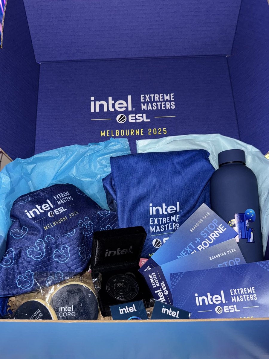 AshnBuzz tweet media