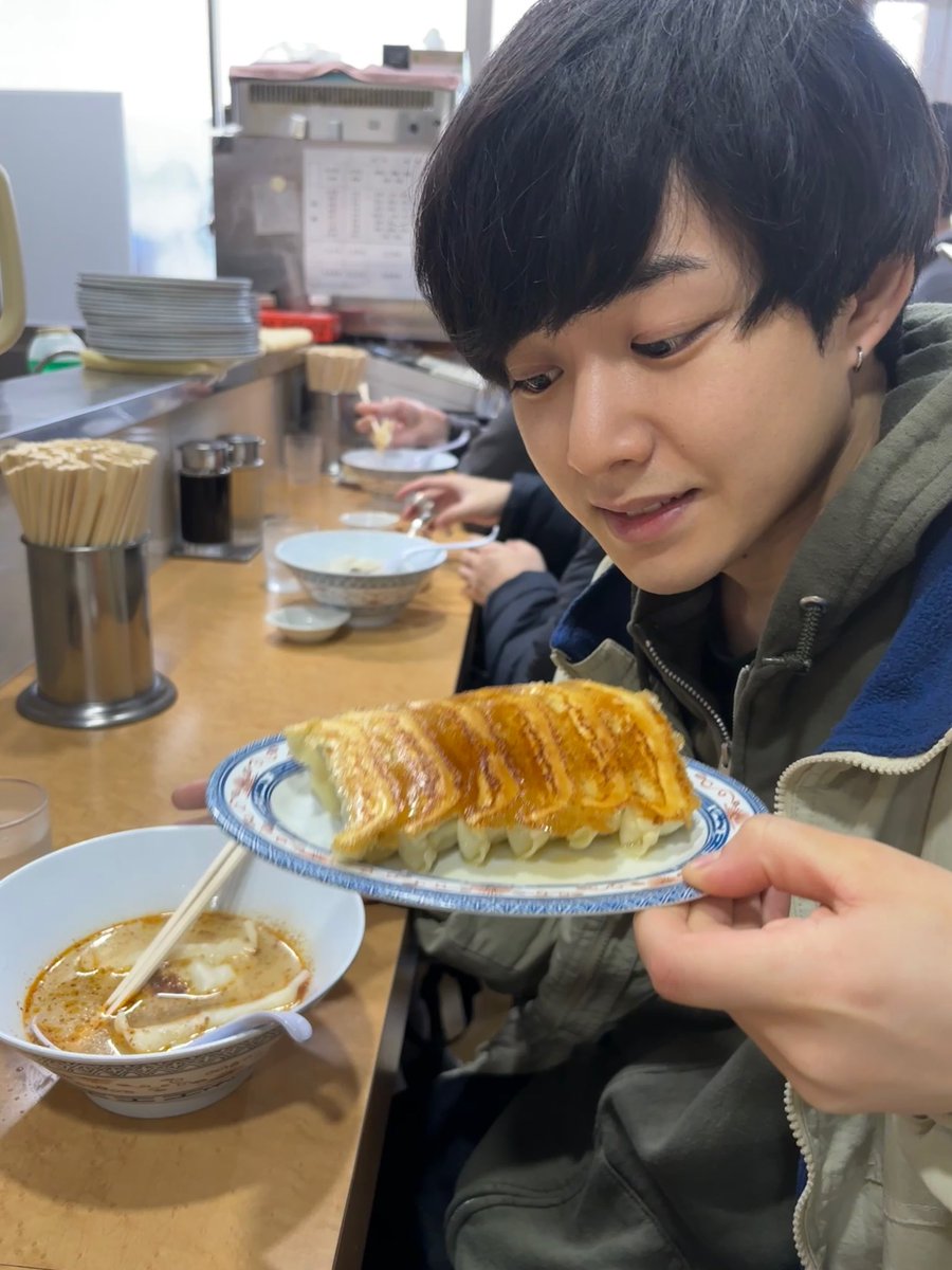 Hi_Fukuu's tweet photo. 〜美味しい餃子を求めて〜 https://t.co/1DaVgtlCDL
