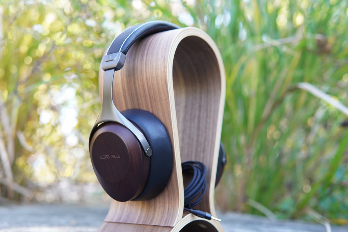 Excellent sound meets exquisite workmanship. Sivga SV021 is designed for those who seek balanced three frequencies and desire a classic &amp; fashionable appearance.
📸: SoodaTech

#Sivga #SV021 #hifi #headphones #Audio #audiophile