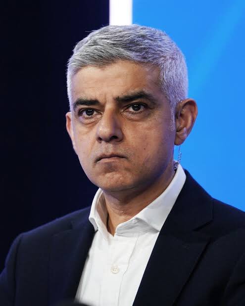 JCharrasqueado_'s tweet photo. 🚨🇬🇧El exsoldado de las fuerzas especiales Ant Middleton se presentará como candidato a la alcaldía de Londres contra el alcalde de origen pakistaní Sadiq Khan:

“No descansaré hasta que Londres vuelva a ser nuestro” https://t.co/oN5ODqzogk