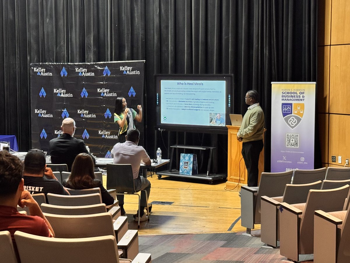 SBMTownview's tweet photo. Kelley Austin Startup Jam....more pics! https://t.co/ZjTQiCCagc