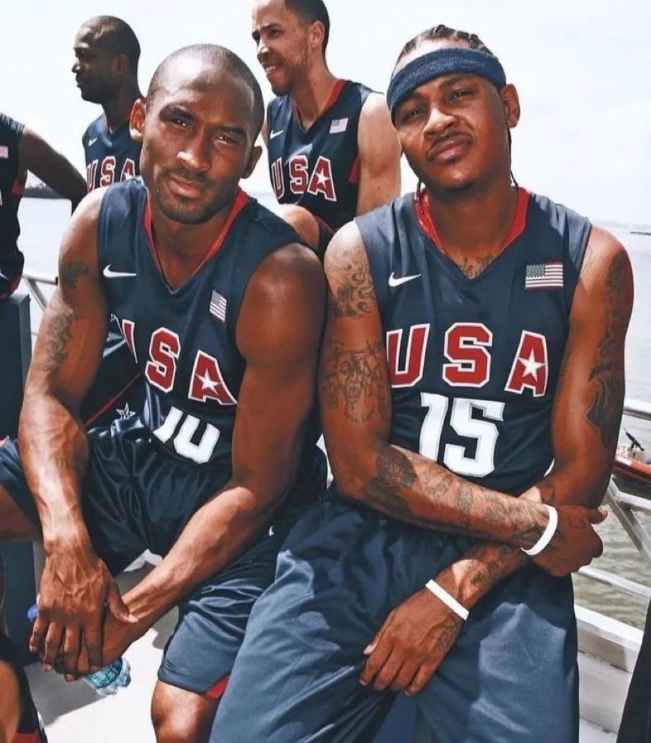 8_24Mamba4Ever's tweet image. This Photo Of Bean &amp;amp; Melo Is Too Cold 🥶