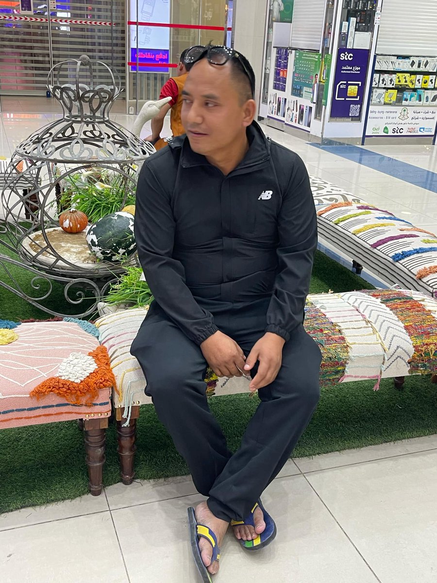 Afu Safal vya sa pariwar  Khushi 
Bifal vya duniya Khushi...jindhagi,,