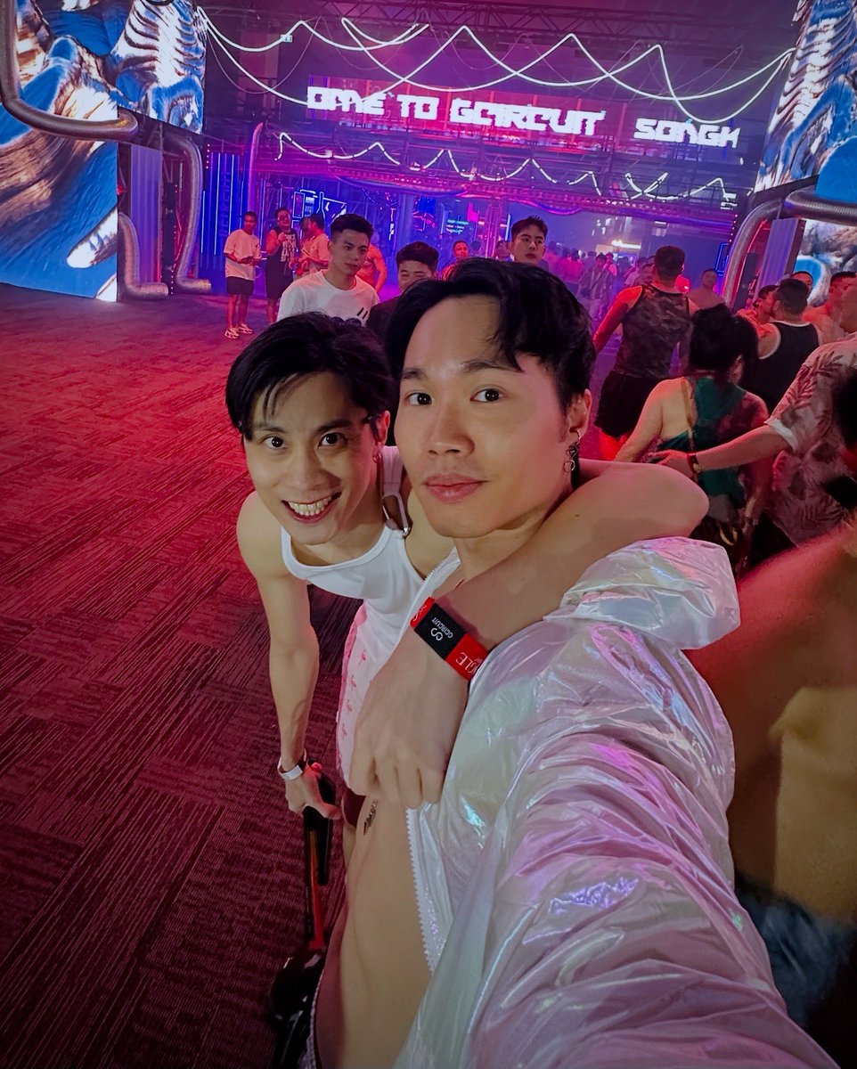 s2o, g circuit, and 2x siam music fest songkran 2️⃣0️⃣2️⃣5️⃣ = finally earned my rave and circuit stripes 💦
