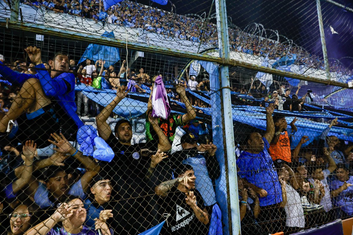 Belgrano's tweet photo. ¡Más de 12.000 Piratas coparon Rafaela! 🏴‍☠️ https://t.co/yIskWyINJC