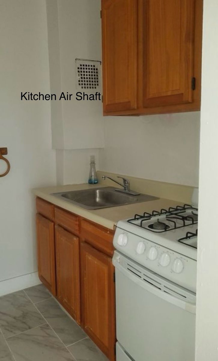 LauraLoomer's tweet image. EXCLUSIVE PHOTO DUMP OF UNIT #5 IN @TishJames’s APARTMENT IN HER 4 UNIT BROWNSTONE APARTMENT 

POSTING BEFORE @FoxNews STEALS IT AND CALLS IT THEIR EXCLUSIVE OR BEFORE THE TRUMP TEAM SITS ON IT FOR ANOTHER YEAR AND PRETENDS LIKE THEY NEVER SAW IT

CC: @LoomerUnleashed…