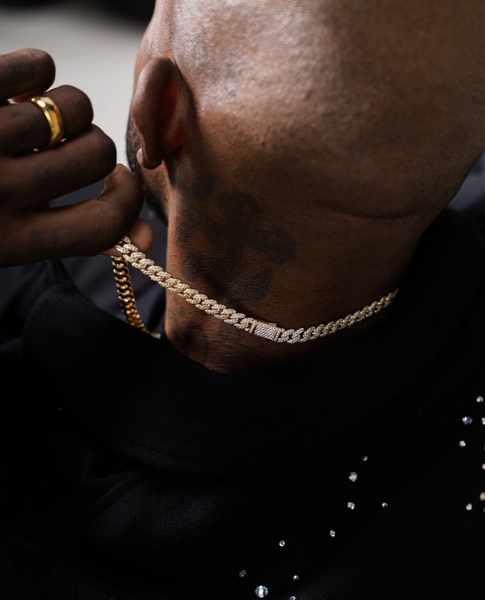 JAXXON (@jaxxonjewelry) on Twitter photo When <a href="/khalilrountree/">Khalilrountree</a> visits Jaxxon HQ, he only wears the best. His confidence can be seen in his bold choice of jewelry, like the green and gold JX1 Automatic Watch and Iced Out Cuban Link Chain. #jaxxon When <a href="/khalilrountree/">Khalilrountree</a> visits Jaxxon HQ, he only wears the best. His confidence can be seen in his bold choice of jewelry, like the green and gold JX1 Automatic Watch and Iced Out Cuban Link Chain. #jaxxon
