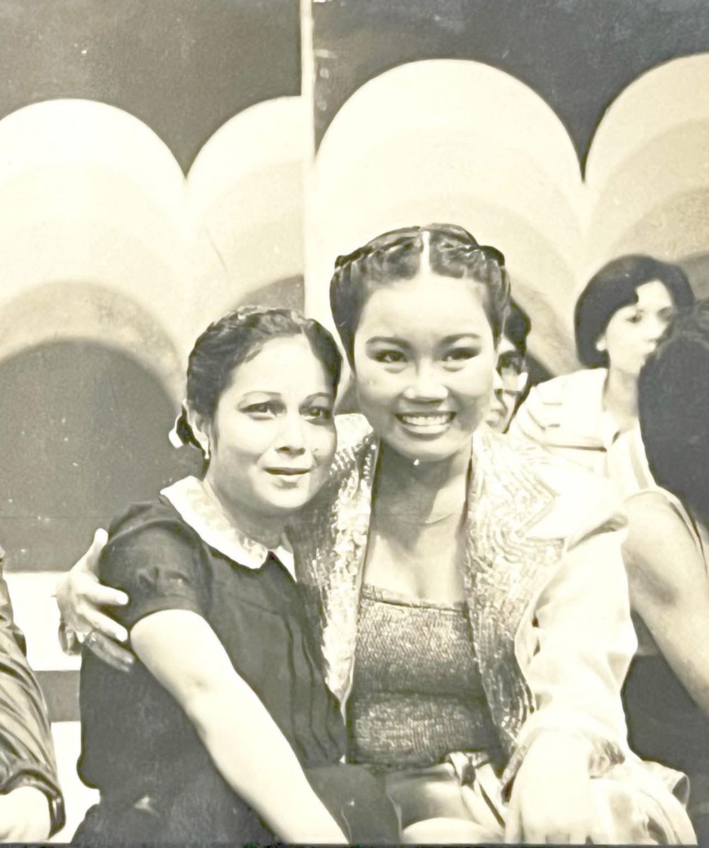 asiasdiva's tweet photo. R-ejoice I-n P-aradise my dearest kumareโฆ ๐ณ๐น๐ผ๐๐ท๐๐ป๐๐ธ๐ฅ๐ชท๐ฒ
#RIP ๐
#NoraAunor ๐ธ๐ป
#NationalArtist ๐ต๐ญ #TheSUPERSTAR ๐
#FilipinoSinger ๐ค
#FilipinoActress ๐ญ
#TheFilipinoSuperstar โญ๏ธ
#RIPMsNoraAunor ๐ซ https://t.co/iSJfpSGSlM