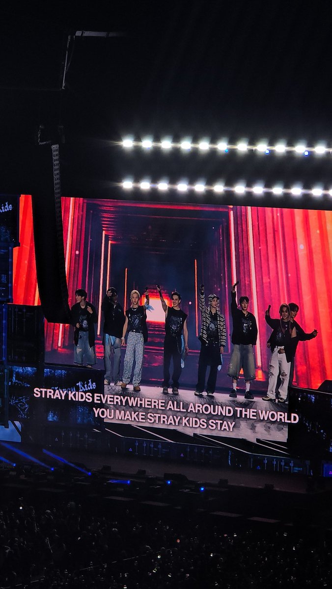 _evandering's tweet image. Dreams come true to those who truly want them. 🧭💫🇲🇽

#StayDominAteInMexico
#dominATE_MEXICOCITY #STAYInMEXAverse #StrayKids @Stray_Kids