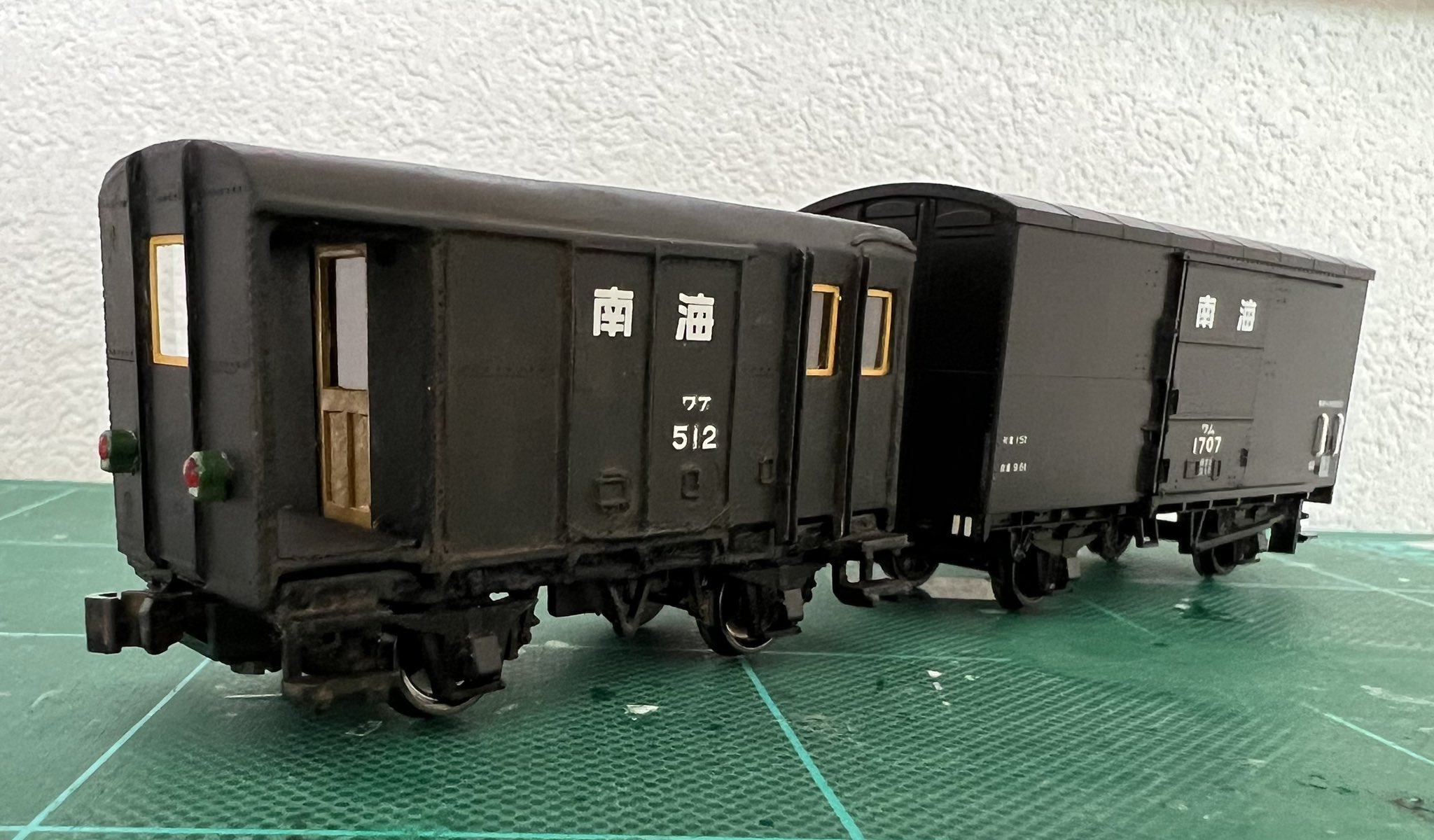 Amazon.co.jp: 格納庫 1/48～72 甲府モデル（パンケーキコンテナ