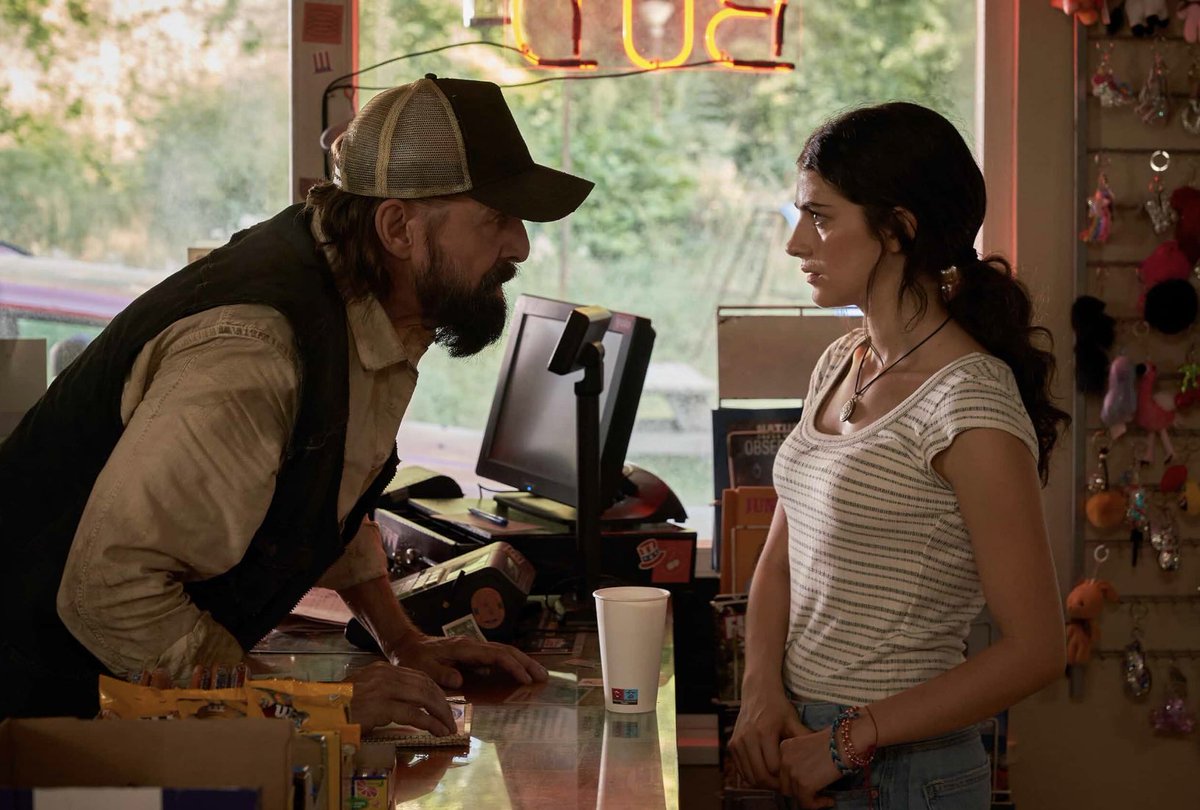 Lulamaybelle's tweet image. #UntilDawnMovie is 1 of the most delightfully ingenious horror films of the year, doubling as a love letter to the genre. It slays all day, or rather, all night long. Thrills &amp;amp; kills galore! A crowd-pleaser with well-crafted scares, sneaking in some sincerity through the backdoor