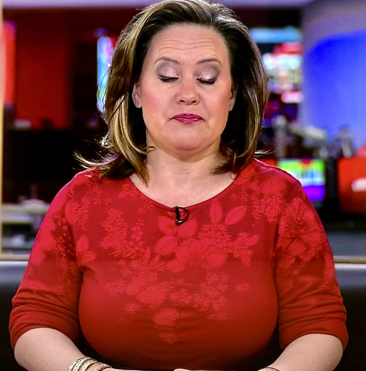raymach1's tweet photo. ❤️❤️ Sally Bundock ❤️❤️

#SallyBundock
#BBCNews
#BBCBusiness

2/2 https://t.co/bjP4ifQjF3