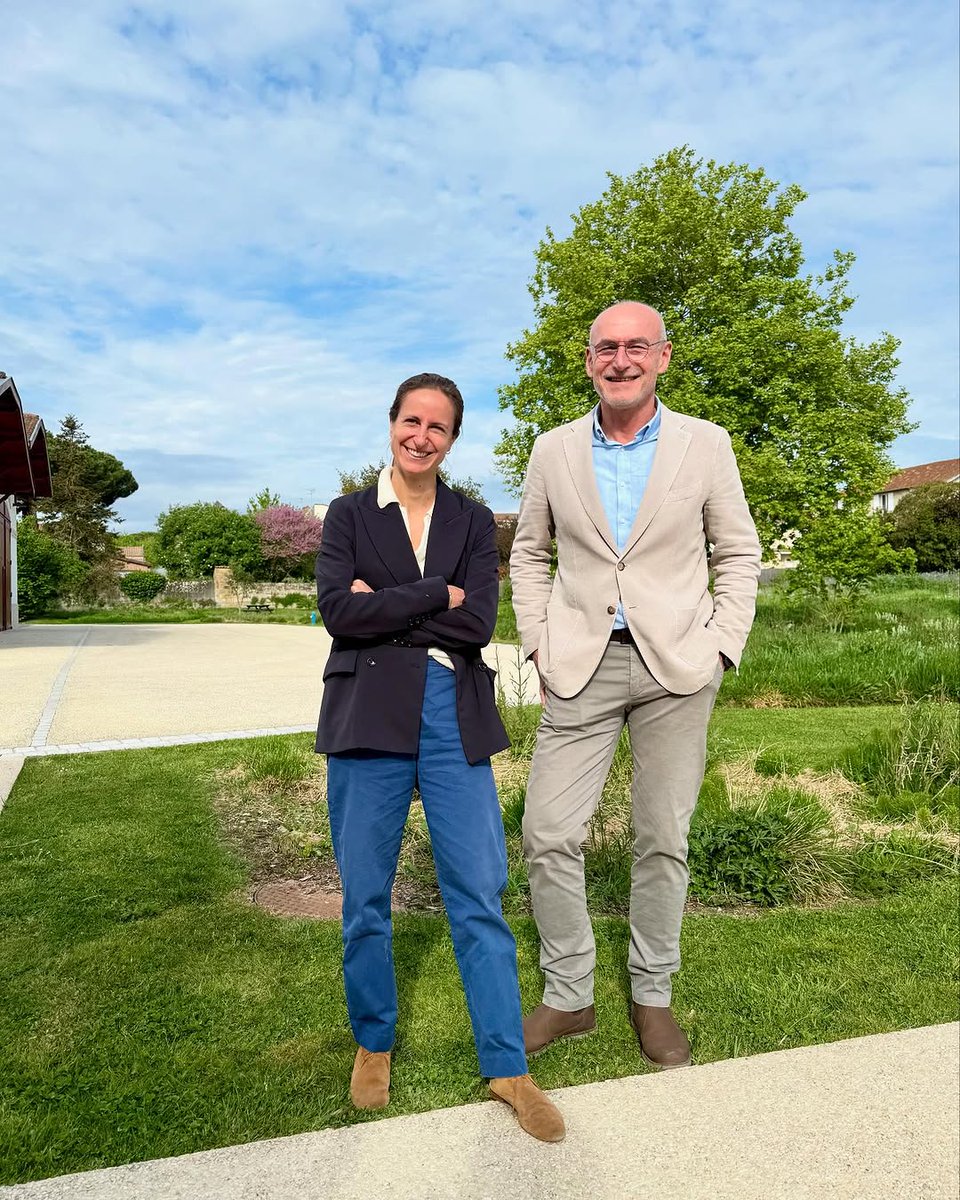 JeannieChoLee's tweet photo. 2024s at Chateau Lafite Rothschild are fantastic!

#pauillac #bordeaux #firstgrowth #grandcruclasse #enprimeur2024 #bordeaux #bordeauxwine
#보르도와인 #보르도 #波尔多 #波尔多混酿 #wine #winetime #winetasting #winelover #masterofwine #winelife #winestagram #와인 https://t.co/bYwozTUrlv